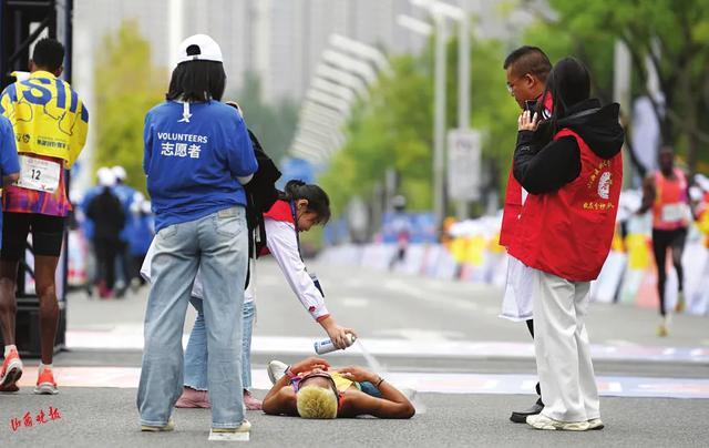 msn, 身穿卡通服, amp msn, 身穿卡通服, amp