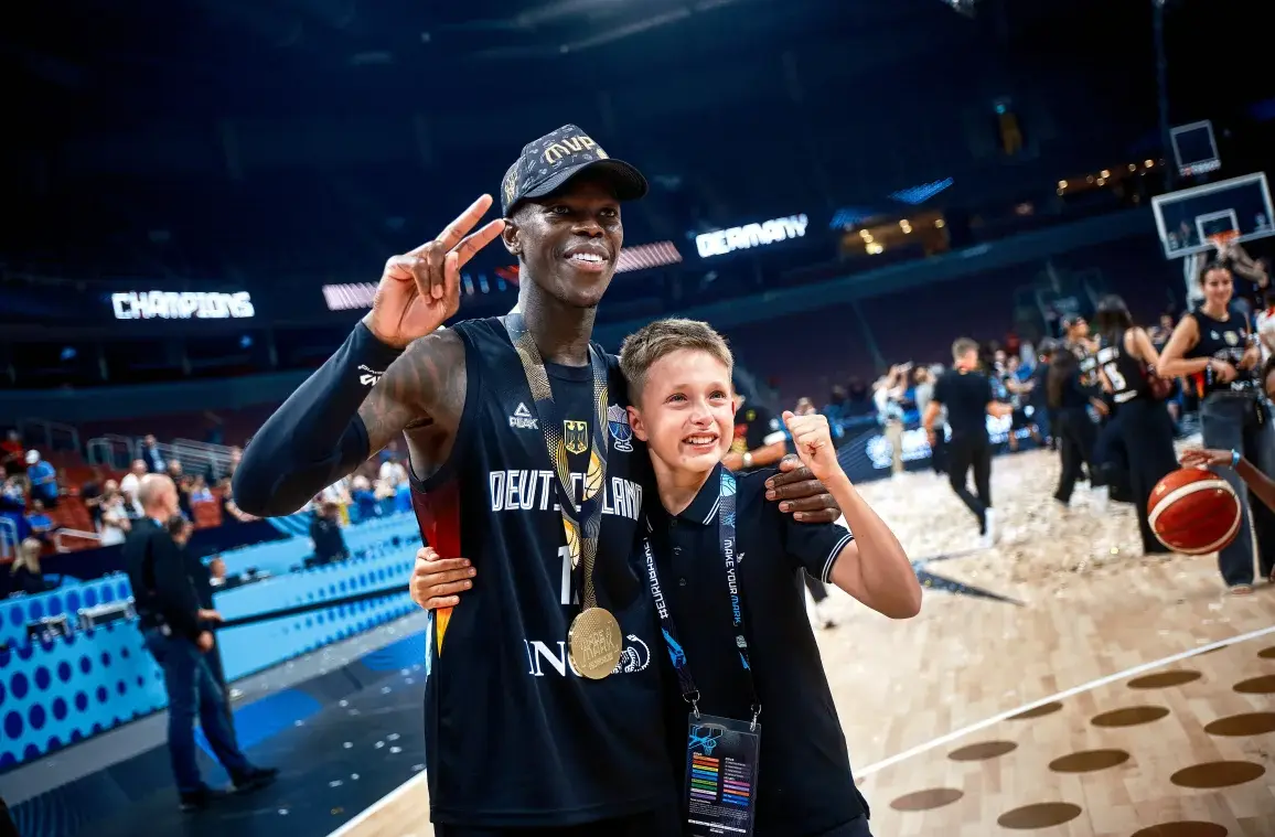 本届欧洲杯, 洲杯冠军, 施罗德带领 本届欧洲杯, 洲杯冠军, 施罗德带领