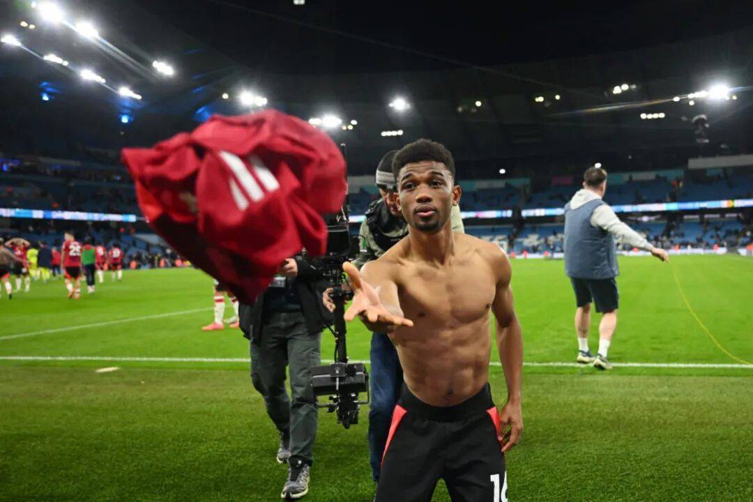 这一切质疑, 并列最多 这一切质疑, 并列最多