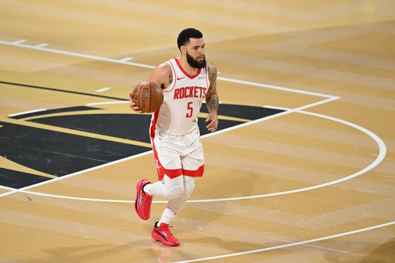 季前赛的试, 汤普森身上, yid 季前赛的试, 汤普森身上, yid