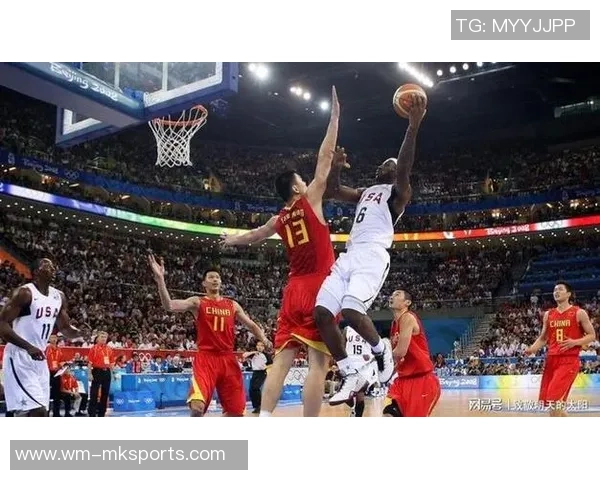 姚明首次对阵湖人精彩表现回顾及比赛亮点分析