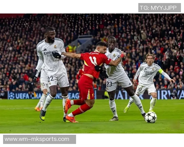 巴萨与利物浦欧冠半决赛下半场精彩对决回顾与分析