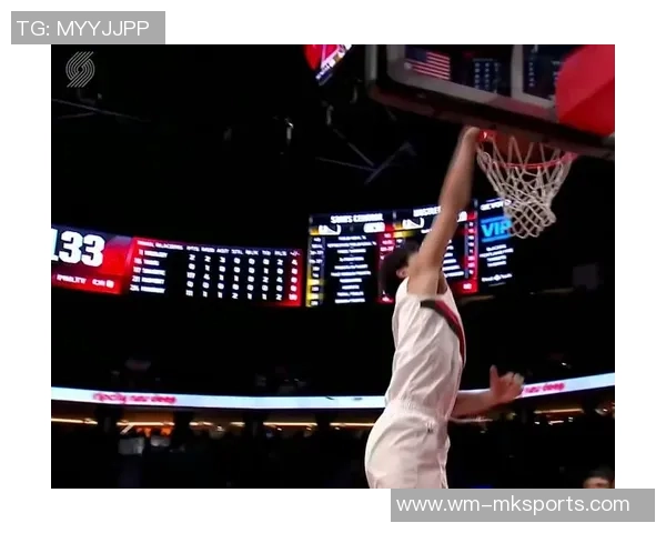 杨瀚森7分钟2+1+2帽获首胜：秀暴扣+接连封盖 创多项NBA纪录